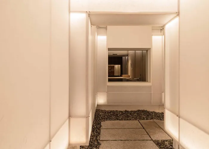 Villa Luxury Hanok Alley Haven *